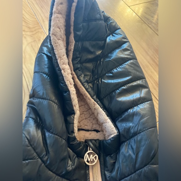 Michael Michael Kors winter coat girls size 7/8 black and pink - Picture 2 of 8